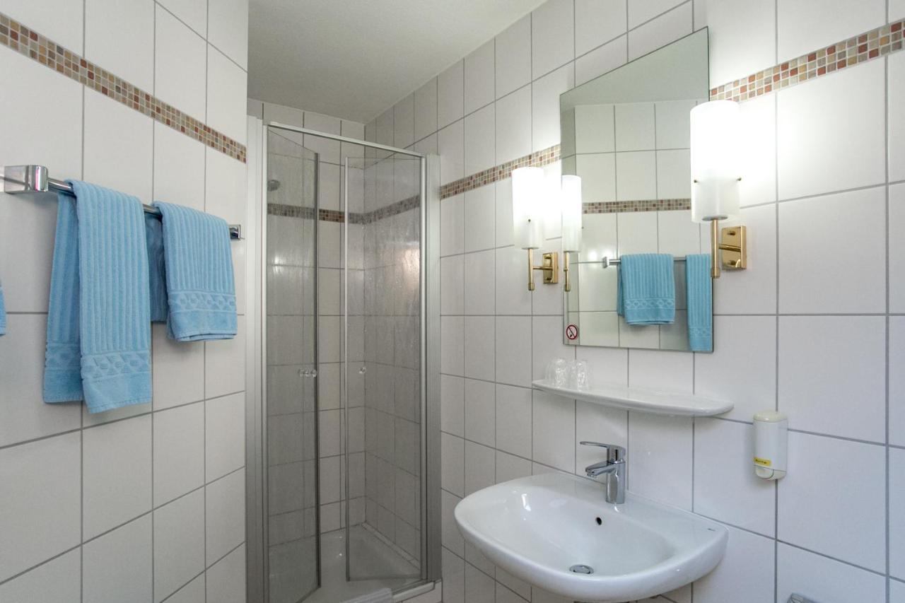 Hotel-Gasthaus Engel Luttingen Laufenburg Buitenkant foto