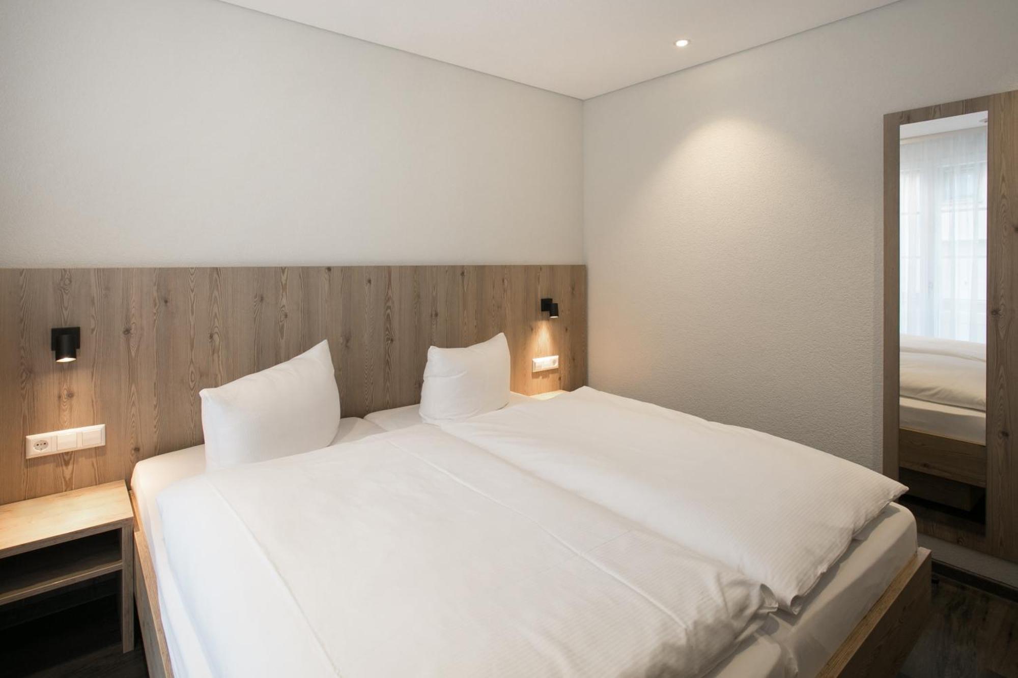 Hotel-Gasthaus Engel Luttingen Laufenburg Kamer foto