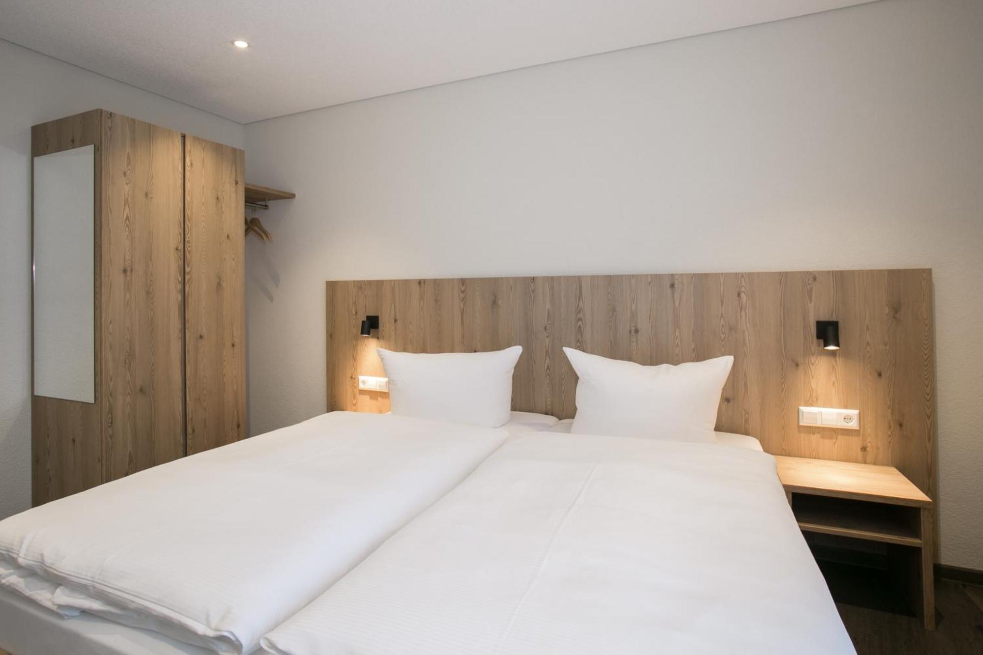 Hotel-Gasthaus Engel Luttingen Laufenburg Kamer foto